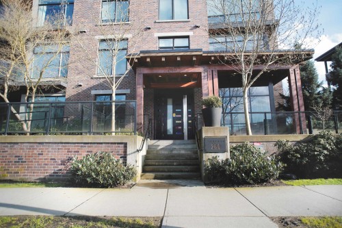 104-260 Salter Street  New Westminster, BC V3M 0J4