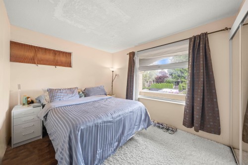 3550 1St Avenue W, Vancouver, BC 