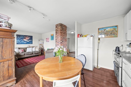 3550 1St Avenue W, Vancouver, BC 