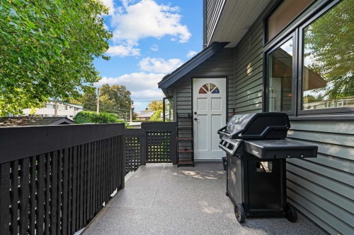 1866 15Th Avenue W, Vancouver, BC 