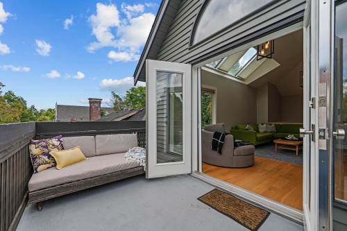 1866 15Th Avenue W, Vancouver, BC 