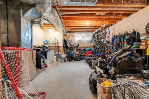 10268 242B Street, Maple Ridge, BC 