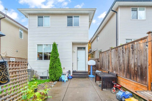 10268 242B Street, Maple Ridge, BC 