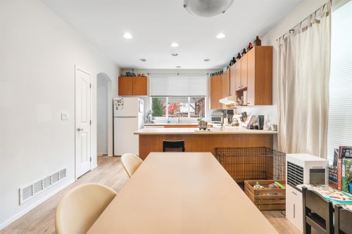 10268 242B Street, Maple Ridge, BC 