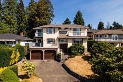 4549 Portland Street  Burnaby, BC V5J 2P1