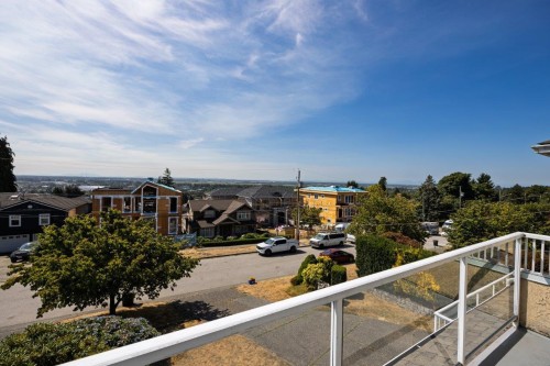 4549 Portland Street, Burnaby, BC 