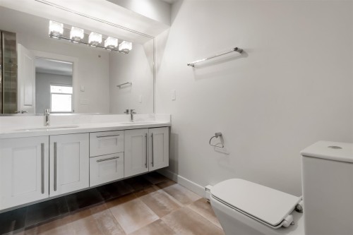 765 42Nd Avenue W, Vancouver, BC 