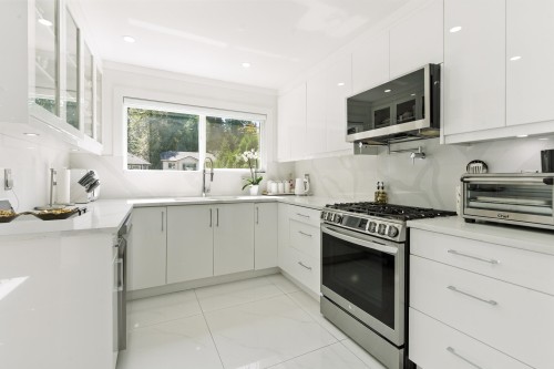 1221 Halifax Avenue, Port Coquitlam, BC 