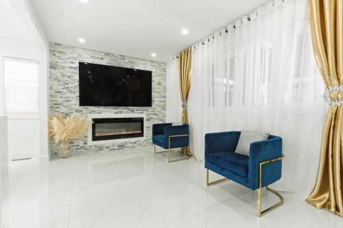 1221 Halifax Avenue, Port Coquitlam, BC 