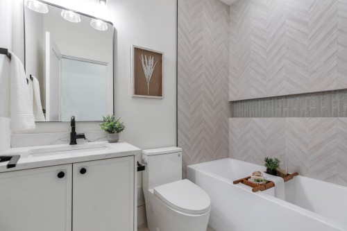 101-743 Gauthier Avenue, Coquitlam, BC 