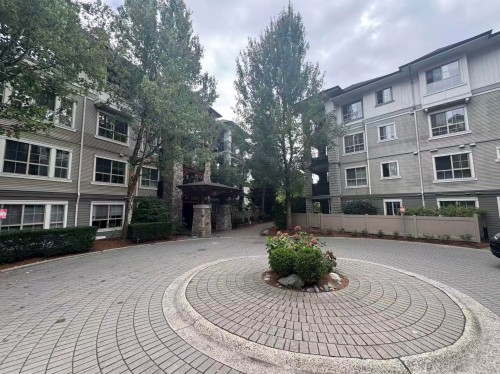 306-2958 Silver Springs Boulevard  Coquitlam, BC V3E 3R9