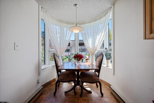 203-1845 Robson Street, Vancouver, BC 