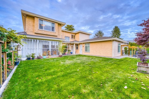 8511 Sunnywood Drive, Richmond, BC 