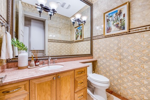 8511 Sunnywood Drive, Richmond, BC 