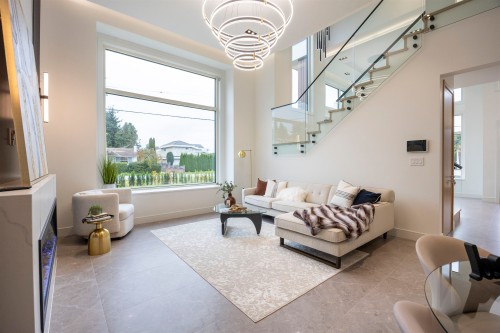 9240 Saunders Road, Richmond, BC 