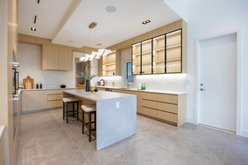 9240 Saunders Road, Richmond, BC 