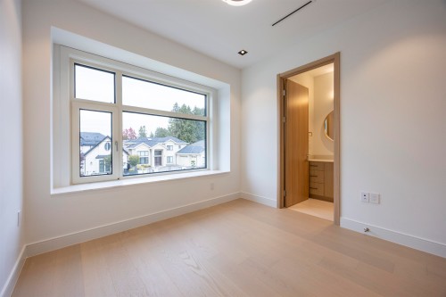 9240 Saunders Road, Richmond, BC 