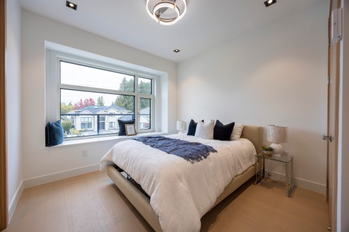 9240 Saunders Road, Richmond, BC 