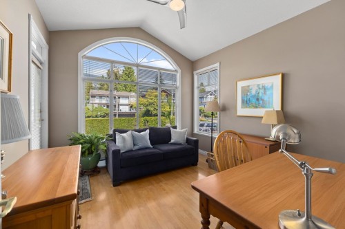 2362 Marine Drive, West Vancouver, BC 