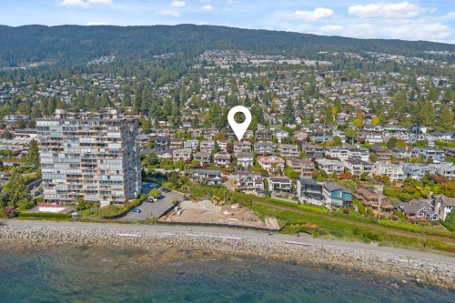2362 Marine Drive, West Vancouver, BC 