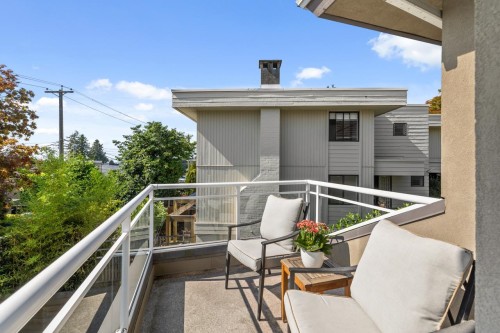 2362 Marine Drive, West Vancouver, BC 