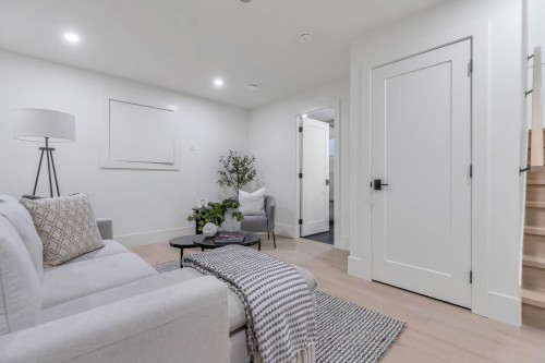 104-743 Gauthier Avenue, Coquitlam, BC 