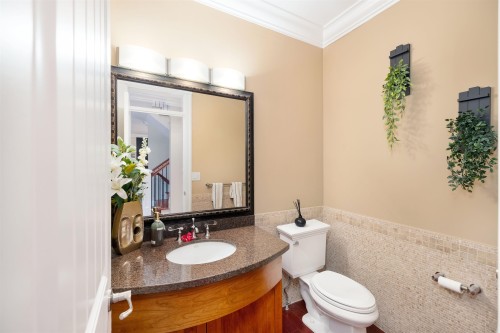 5671 Westport Road, West Vancouver, BC 