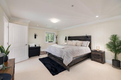 5671 Westport Road, West Vancouver, BC 