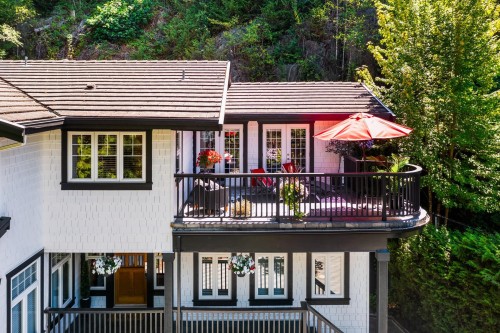 5671 Westport Road, West Vancouver, BC 