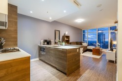 2910-4688 Kingsway  Burnaby, BC V5H 0E9