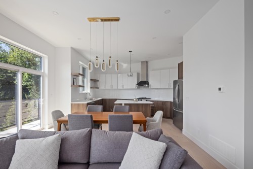 37-3385 Mamquam Road, Squamish, BC 