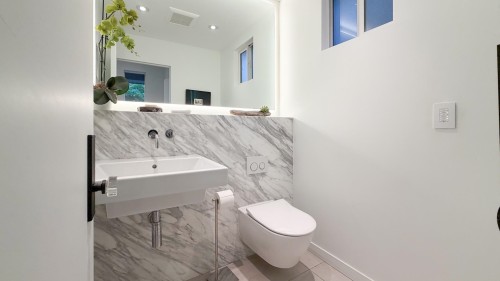 6371 London Road, Richmond, BC 