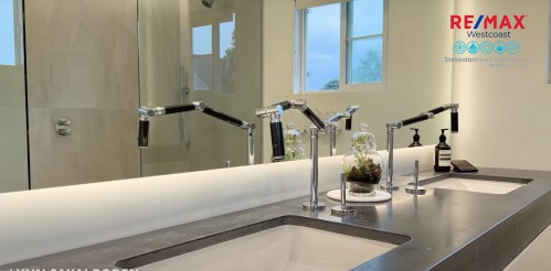 6371 London Road, Richmond, BC 