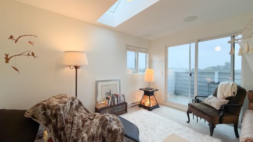 6371 London Road, Richmond, BC 