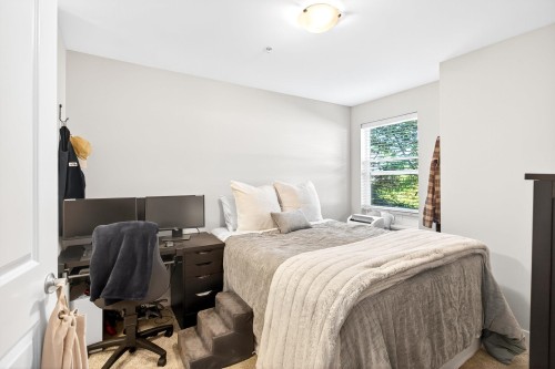 202-11580 223 Street, Maple Ridge, BC 