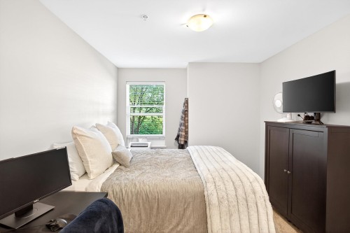 202-11580 223 Street, Maple Ridge, BC 