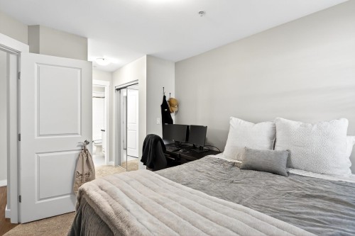 202-11580 223 Street, Maple Ridge, BC 