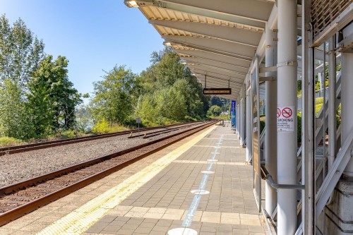 202-11580 223 Street, Maple Ridge, BC 