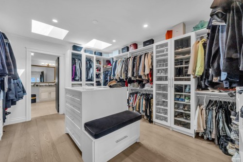 1439 Chippendale Road, West Vancouver, BC 