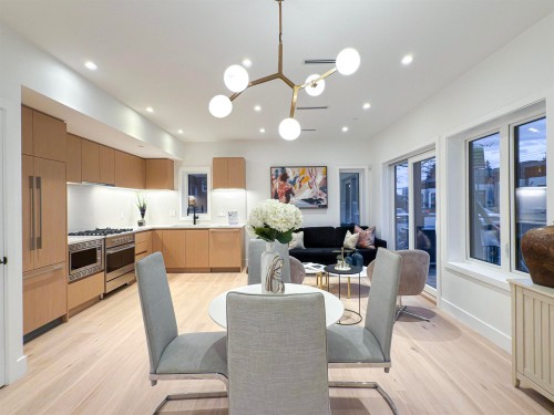 6809 Oak Street, Vancouver, BC 