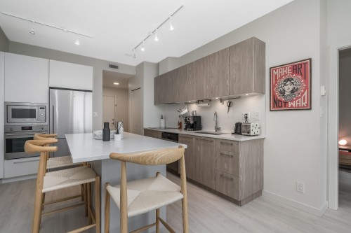 1303-691 North Road, Coquitlam, BC 