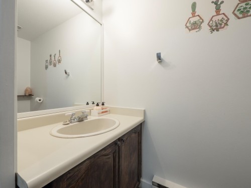 1-765 School Road, Gibsons, BC 