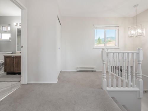 1-765 School Road, Gibsons, BC 