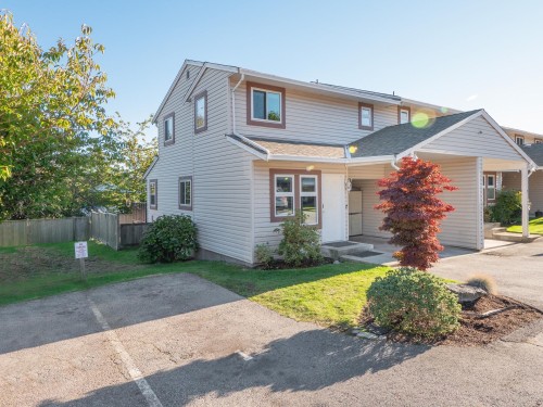 1-765 School Road, Gibsons, BC 