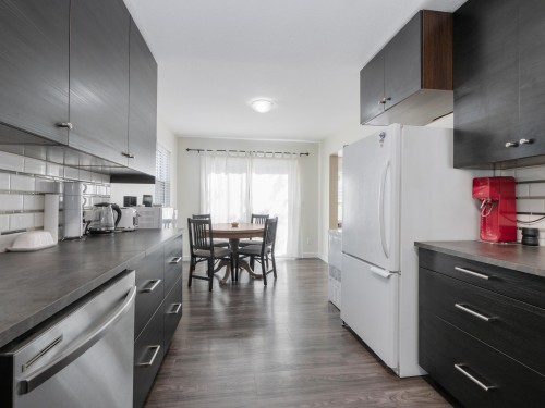 1-765 School Road, Gibsons, BC 