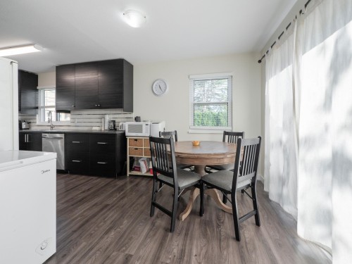 1-765 School Road, Gibsons, BC 