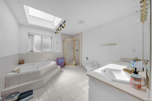 426 44Th Avenue W, Vancouver, BC 