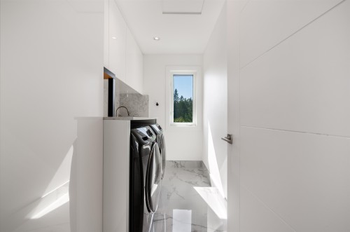 4399 Highland Boulevard, North Vancouver, BC 