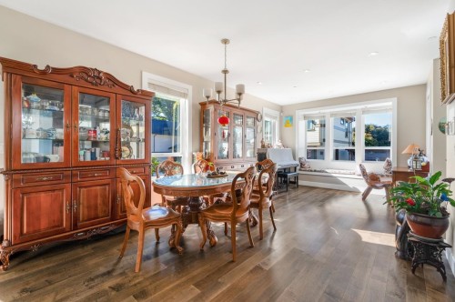 2020 Carson Court, North Vancouver, BC 