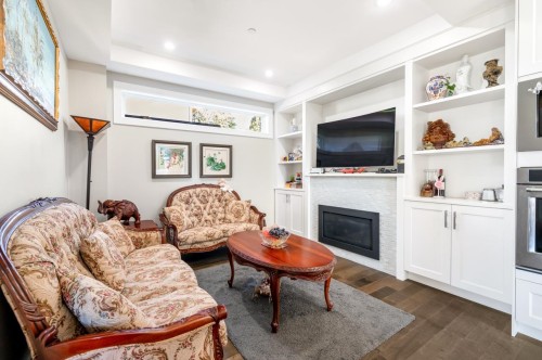 2020 Carson Court, North Vancouver, BC 